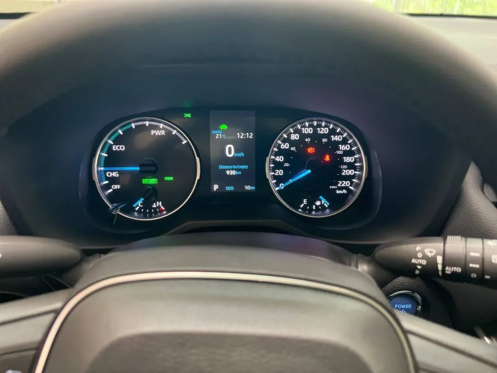 2022 Toyota RAV4 Hybrid SE Cavalry Blue 11